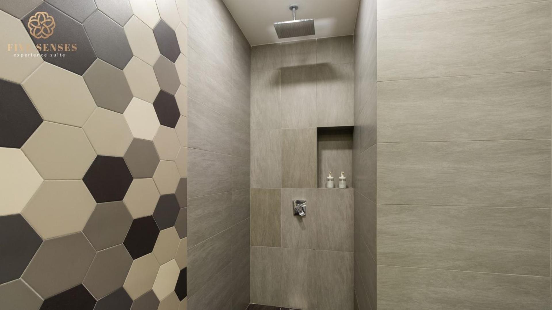 Ceylonz Suites Kuala Lumpur, Roam Room photo